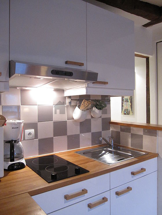 Bright kitchen