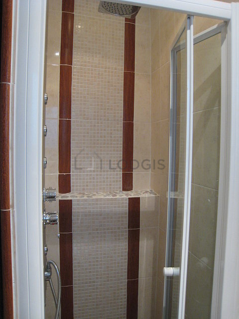 Appartement Paris 10° - 
