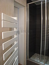 Apartment Paris 9° - Bathroom