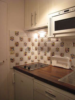 Beautiful kitchen with linoleumfloor