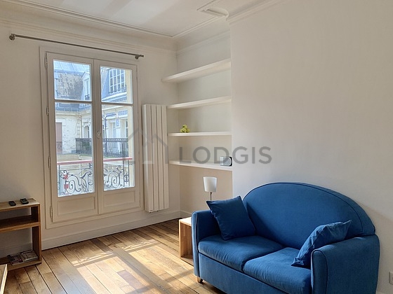 Magnifique séjour très calme et très lumineux d'un duplex à Paris