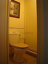 Apartment Paris 18° - Toilet