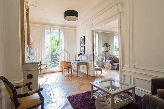 Office equipped with windows with view on road