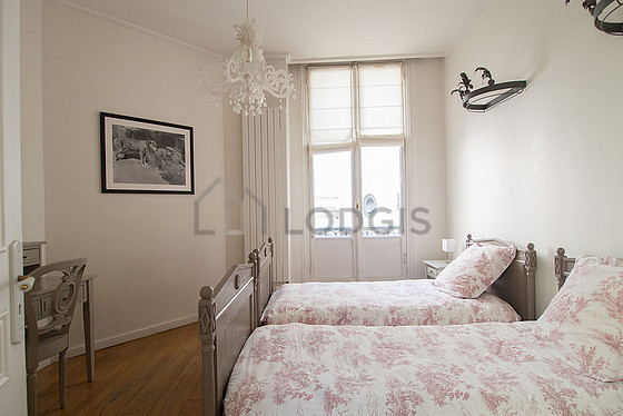 Appartement Paris 8° - 