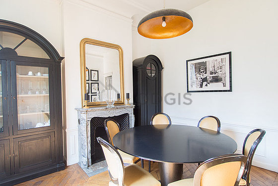 Appartement Paris 8° - 