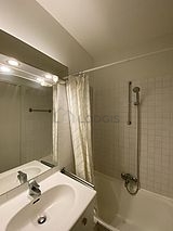 Apartment Paris 11° - Bathroom