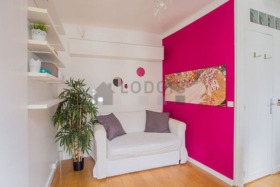 Very quiet living room furnished with 1 sofabed(s) of 140cm, tv, hi-fi stereo, cupboard