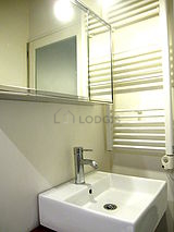 Apartment Paris 10° - Bathroom