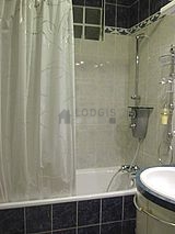 Apartment Paris 11° - Bathroom